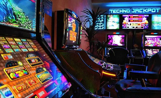 پاکستان میں PH688 کا آن لائن کیسینو سیکشن کھولیں۔